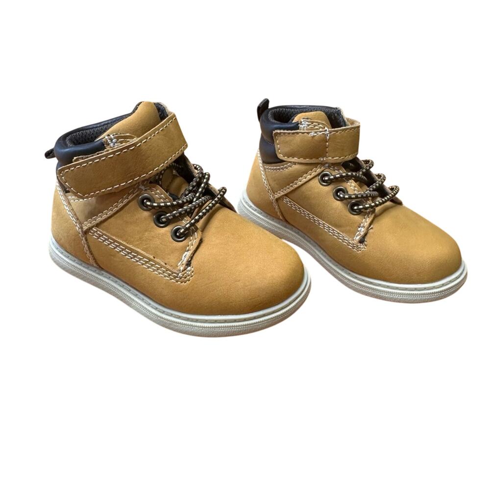 Max+Jake Wiley Boots Kids Size 5M Tan Faux Nubuck Hook and Loop Ankle Boots